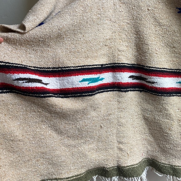 Vintage Mexican Poncho - Handmade - Picture 4 of 4